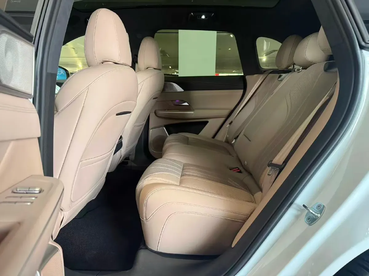 2025 Xpeng G9 BEV 79KWH,autocango,china used car exporter,china ev exporter,chinese used car exporter,chinese used ev exporter