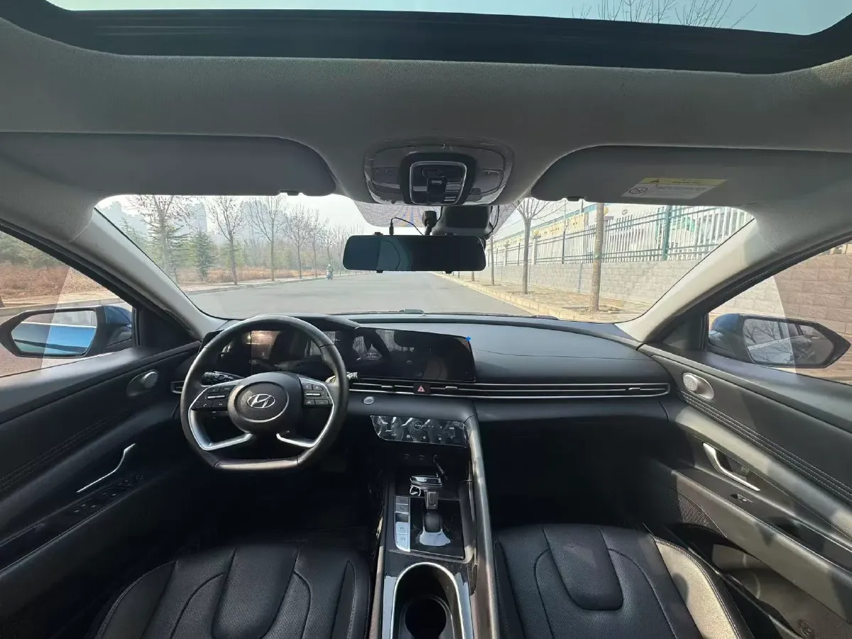 2022 Hyundai Elantra 1.5L 115HP L4 CVT,autocango,china used car exporter,china ev exporter,chinese used car exporter,chinese used ev exporter