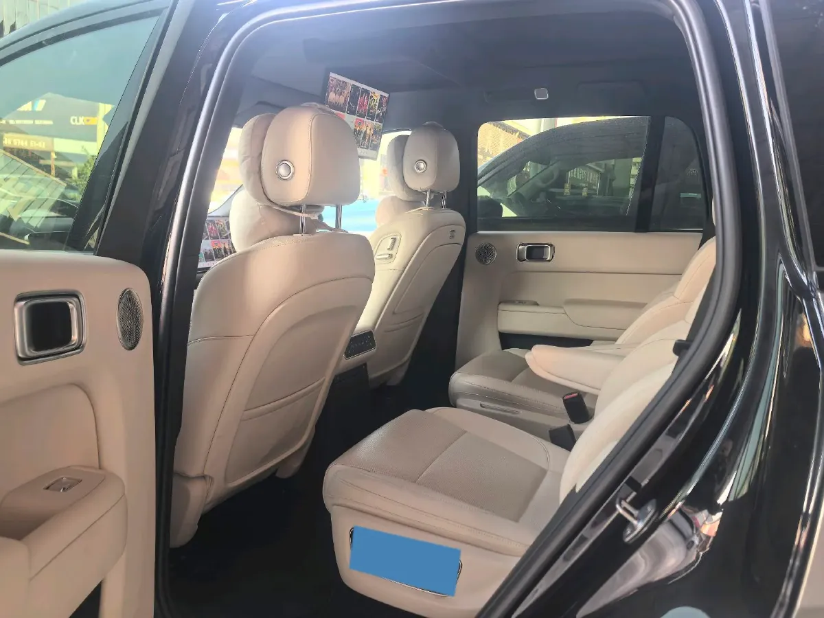 2024 Toyota Granvia 2.5L 189HP L4 E-CVT Hybrid,autocango,china used car exporter,china ev exporter,chinese used car exporter,chinese used ev exporter