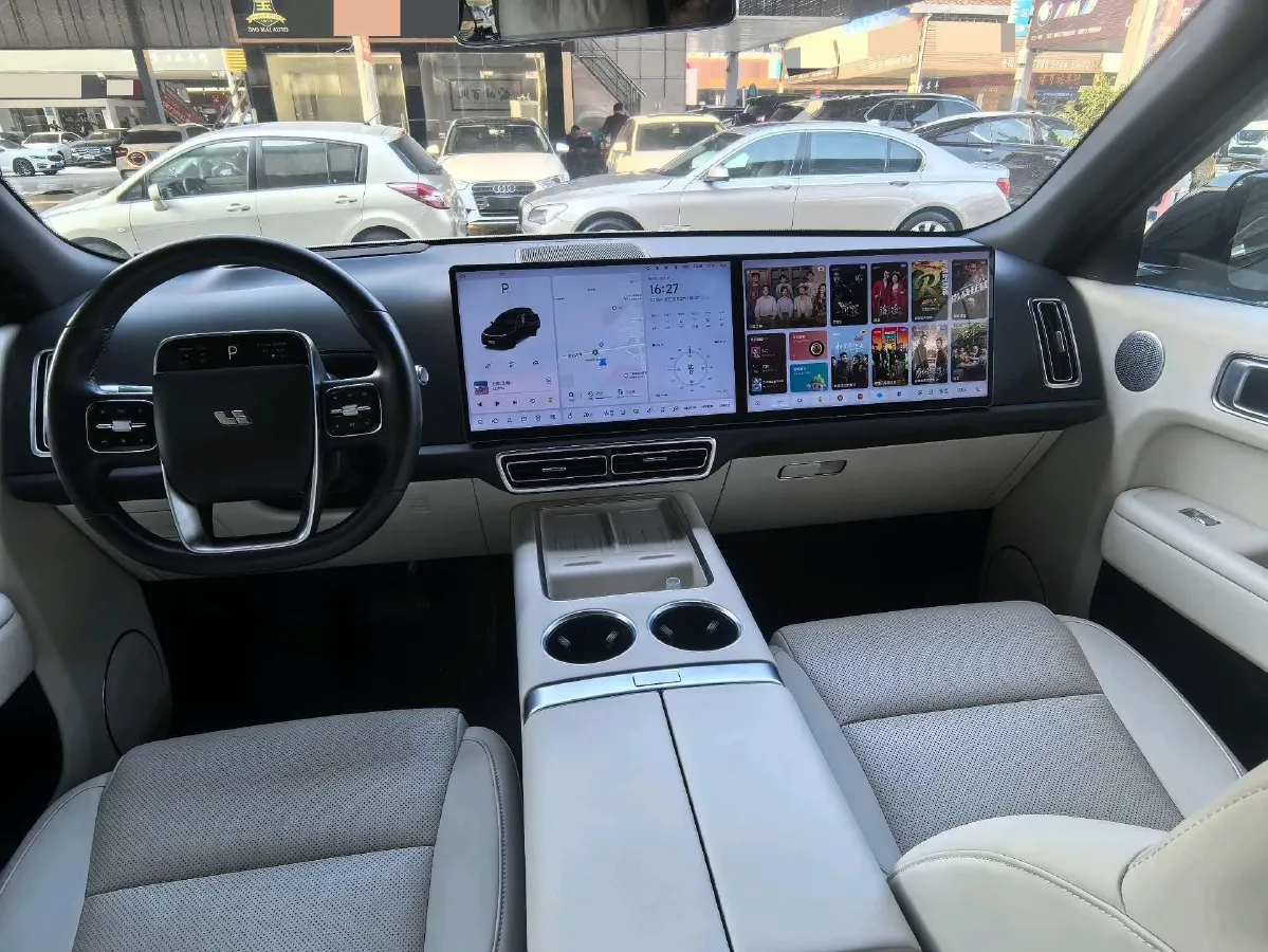 2024 Toyota Granvia 2.5L 189HP L4 E-CVT Hybrid,autocango,china used car exporter,china ev exporter,chinese used car exporter,chinese used ev exporter