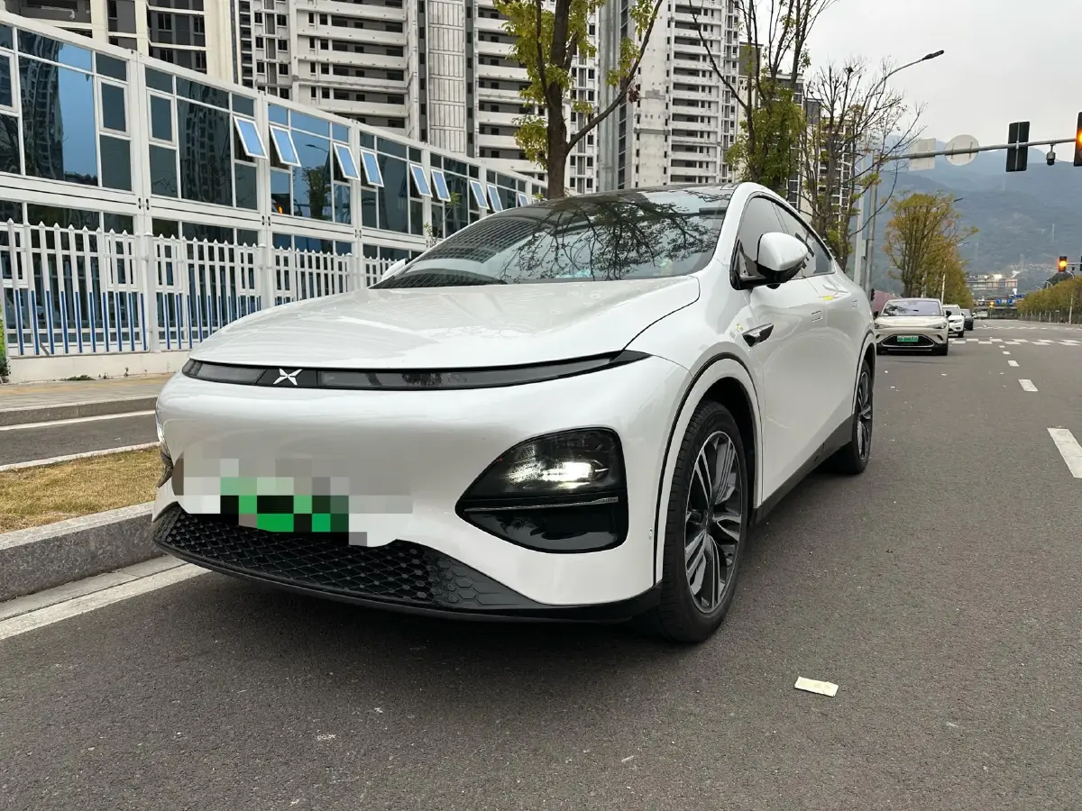 2023 Xpeng G6 BEV 66KWH