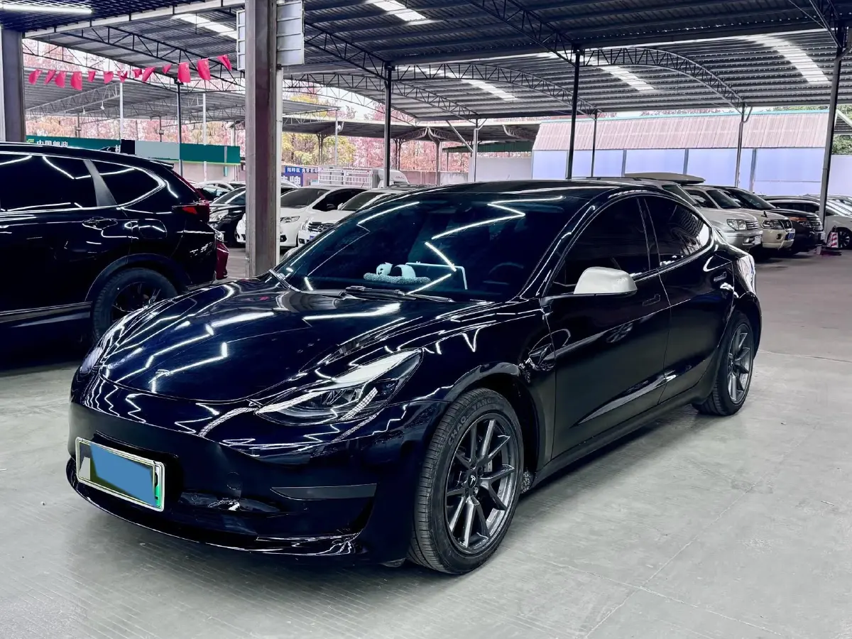 2022 Tesla Model 3 BEV 60KWH