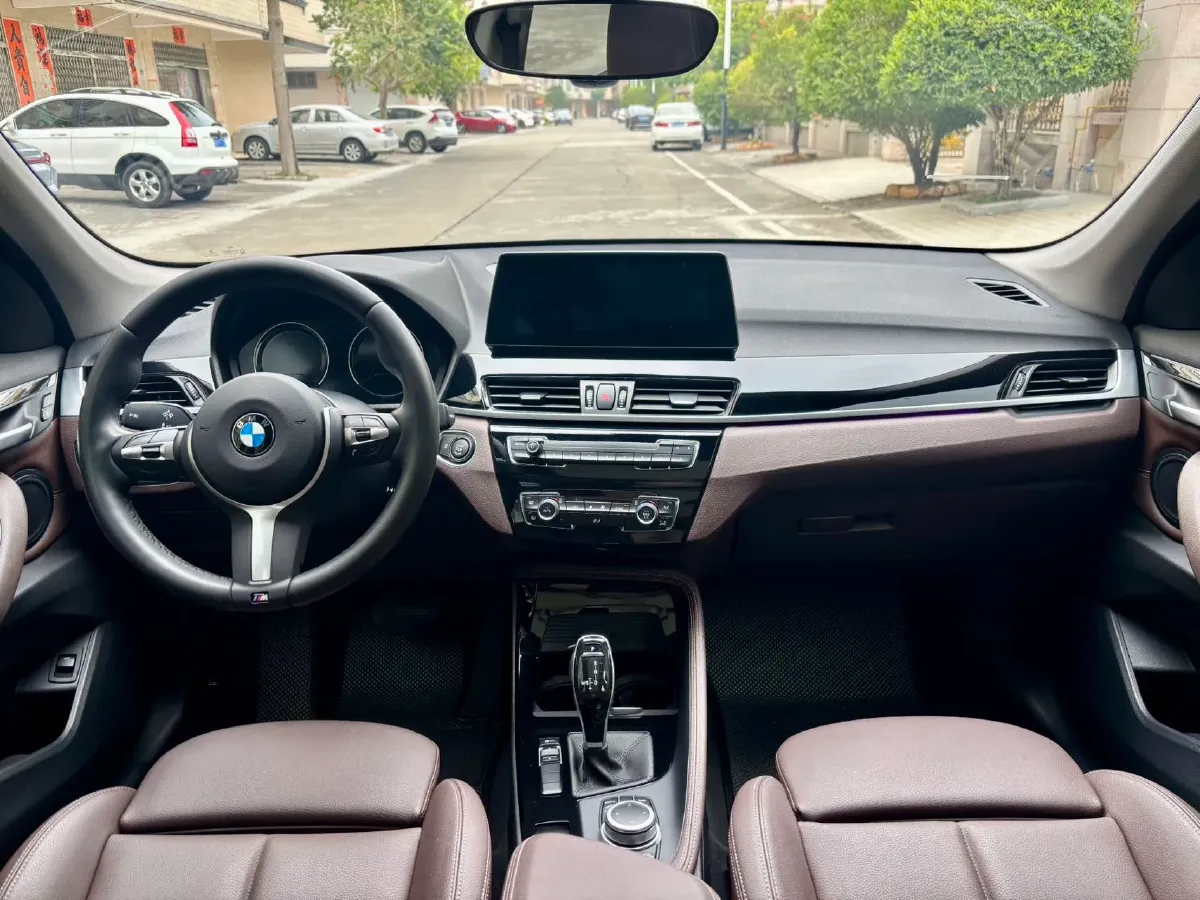2020 BMW X1 1.5T 140HP L3 7DCT,autocango,china used car exporter,china ev exporter,chinese used car exporter,chinese used ev exporter