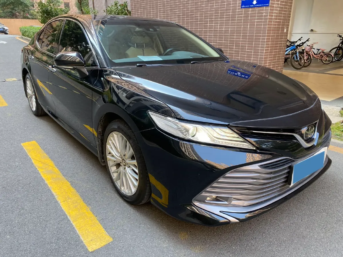 2019 Toyota Camry 2.5L 209HP L4 8AT,autocango,china used car exporter,china ev exporter,chinese used car exporter,chinese used ev exporter