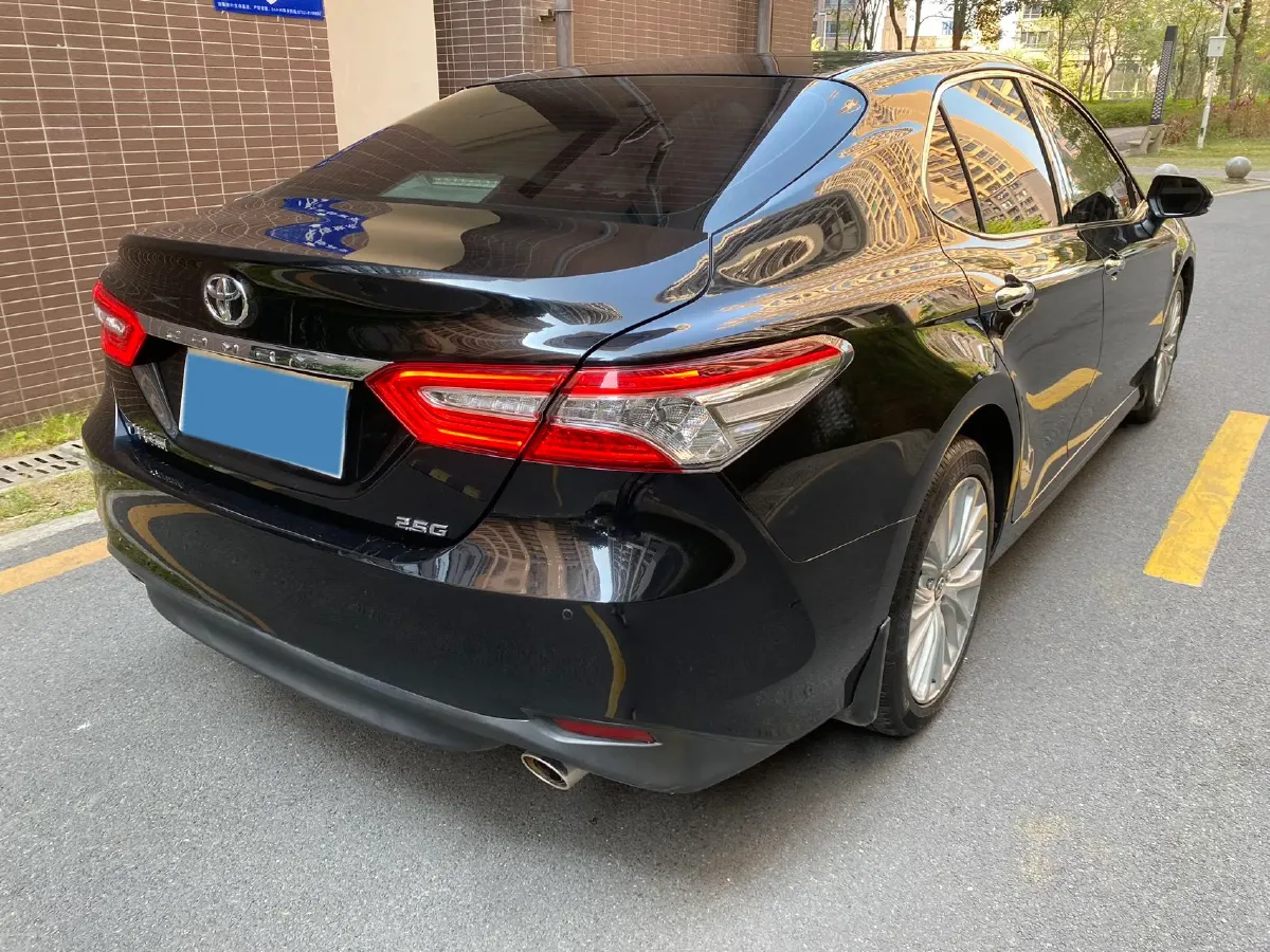 2019 Toyota Camry 2.5L 209HP L4 8AT,autocango,china used car exporter,china ev exporter,chinese used car exporter,chinese used ev exporter