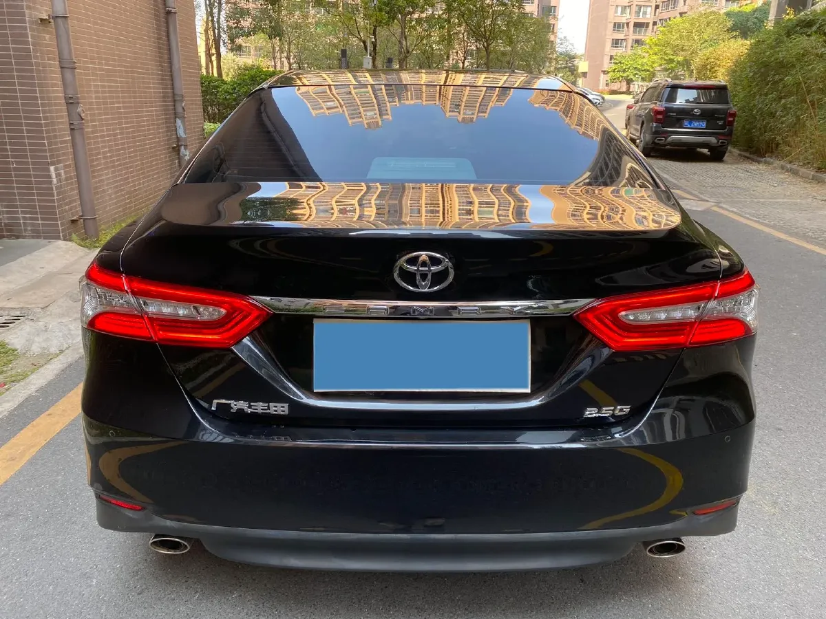 2019 Toyota Camry 2.5L 209HP L4 8AT,autocango,china used car exporter,china ev exporter,chinese used car exporter,chinese used ev exporter