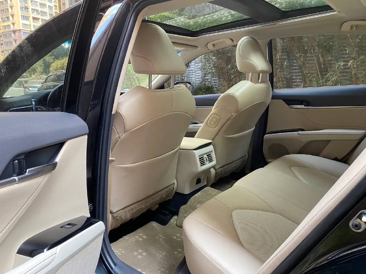 2019 Toyota Camry 2.5L 209HP L4 8AT,autocango,china used car exporter,china ev exporter,chinese used car exporter,chinese used ev exporter