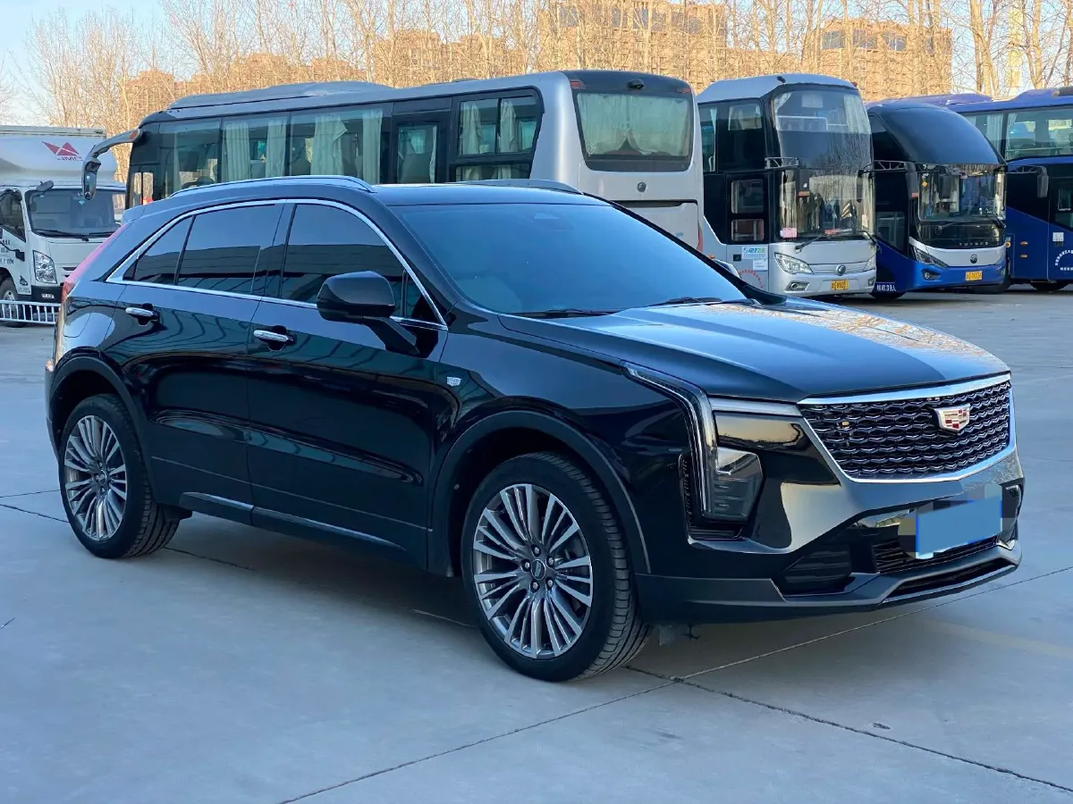 2024 Cadillac XT4 2.0T 237HP L4 9AT,autocango,china used car exporter,china ev exporter,chinese used car exporter,chinese used ev exporter
