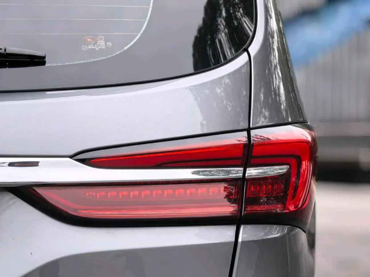 2021 Buick GL8 2.0T 237HP L4 9AT,autocango,china used car exporter,china ev exporter,chinese used car exporter,chinese used ev exporter