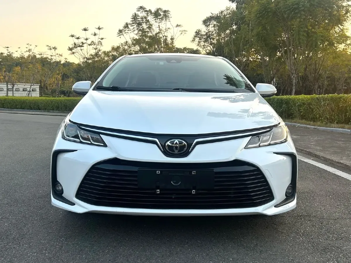 2022 Toyota Corolla 1.2T 116HP L4 CVT,autocango,china used car exporter,china ev exporter,chinese used car exporter,chinese used ev exporter