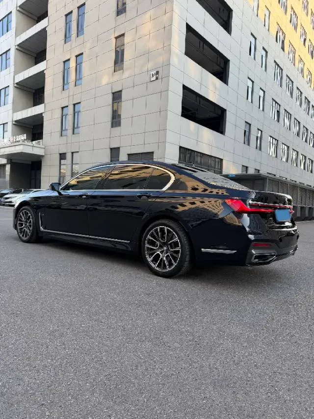 2019 BMW 7 Series 2.0T 265HP L4 8AT,autocango,china used car exporter,china ev exporter,chinese used car exporter,chinese used ev exporter