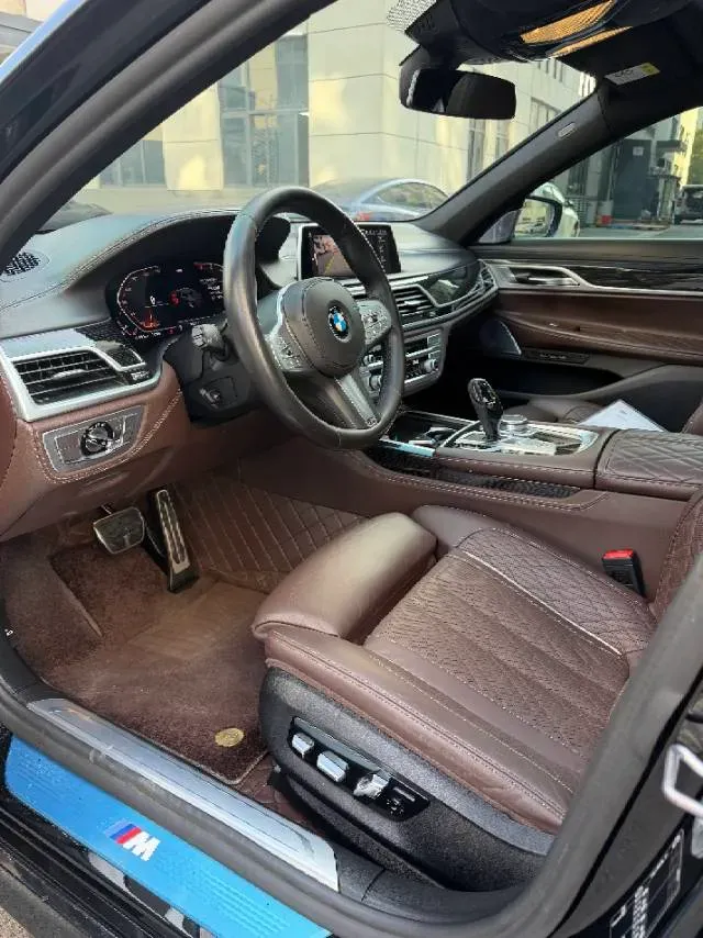 2019 BMW 7 Series 2.0T 265HP L4 8AT,autocango,china used car exporter,china ev exporter,chinese used car exporter,chinese used ev exporter