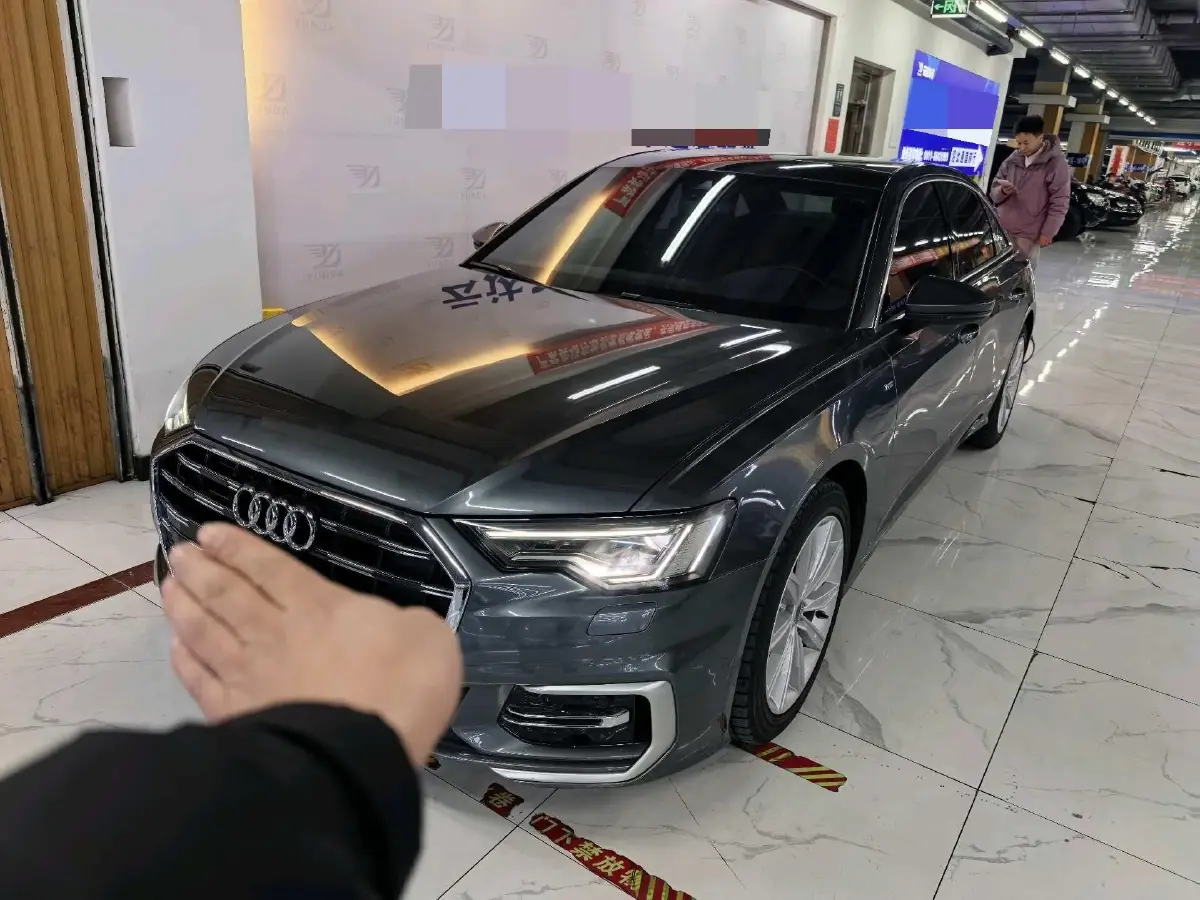 2021 Audi A6L 2.0T 224HP L4 7DCT