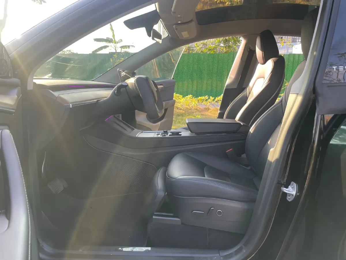 2022 BMW 3 Series 2.0T 184HP L4 8AT,autocango,china used car exporter,china ev exporter,chinese used car exporter,chinese used ev exporter