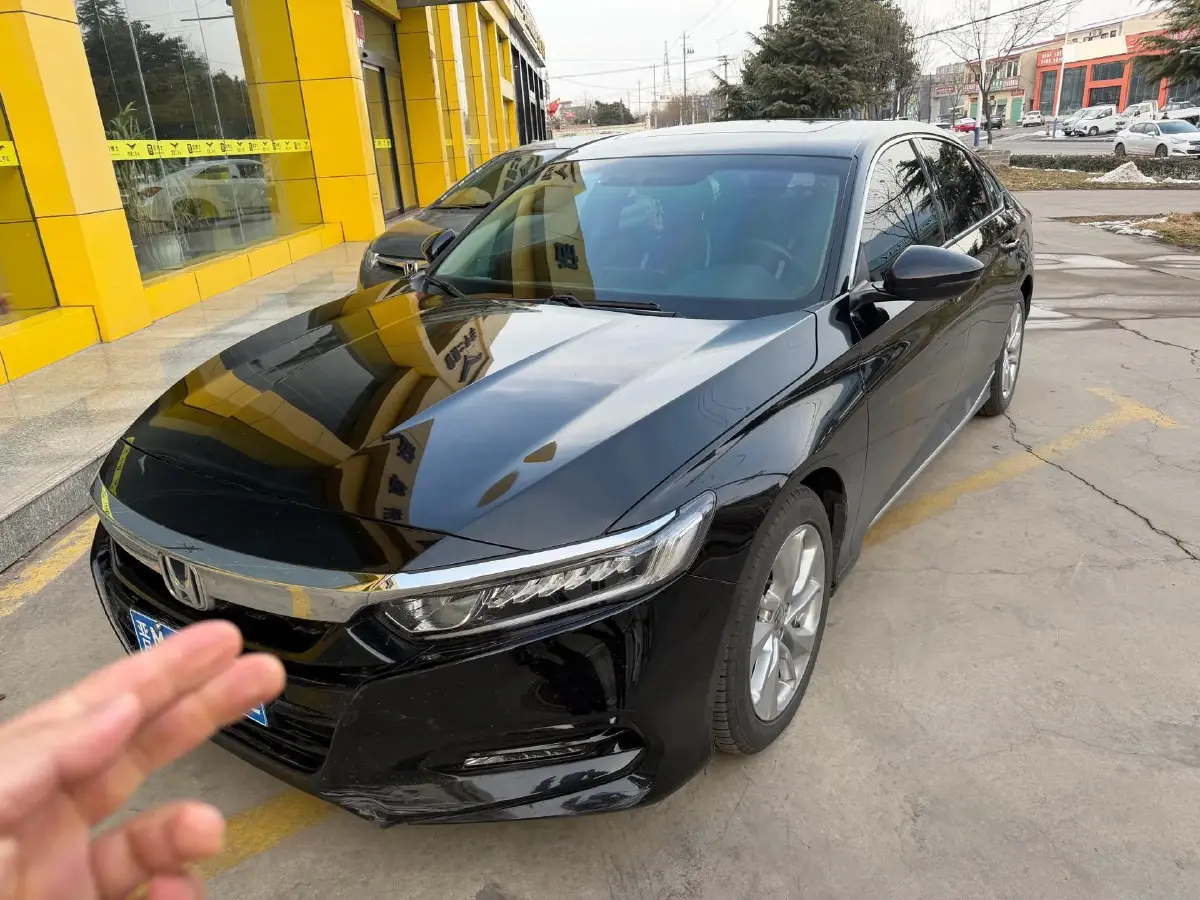 2018 Honda Accord 1.5T 194HP L4 CVT