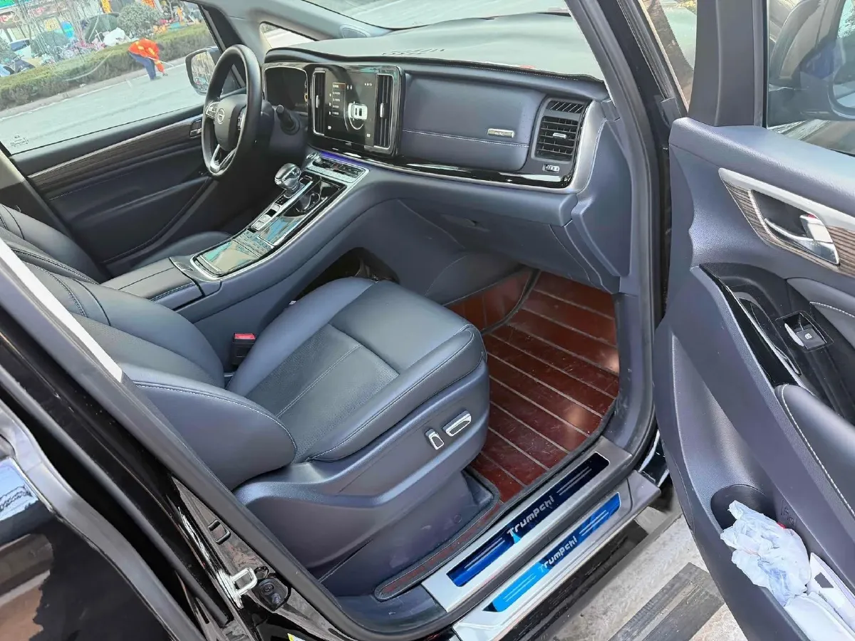 2021 GAC Trumpchi M8 2.0T 252HP L4 8AT,autocango,china used car exporter,china ev exporter,chinese used car exporter,chinese used ev exporter