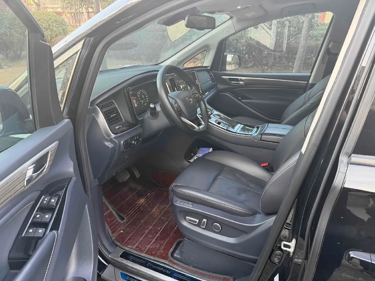 2021 GAC Trumpchi M8 2.0T 252HP L4 8AT,autocango,china used car exporter,china ev exporter,chinese used car exporter,chinese used ev exporter