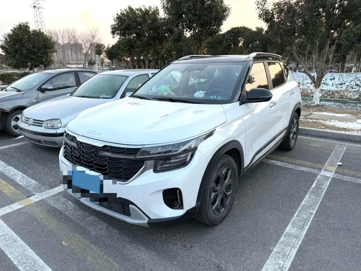 2023 Kia Seltos 1.5L 115HP L4 CVT