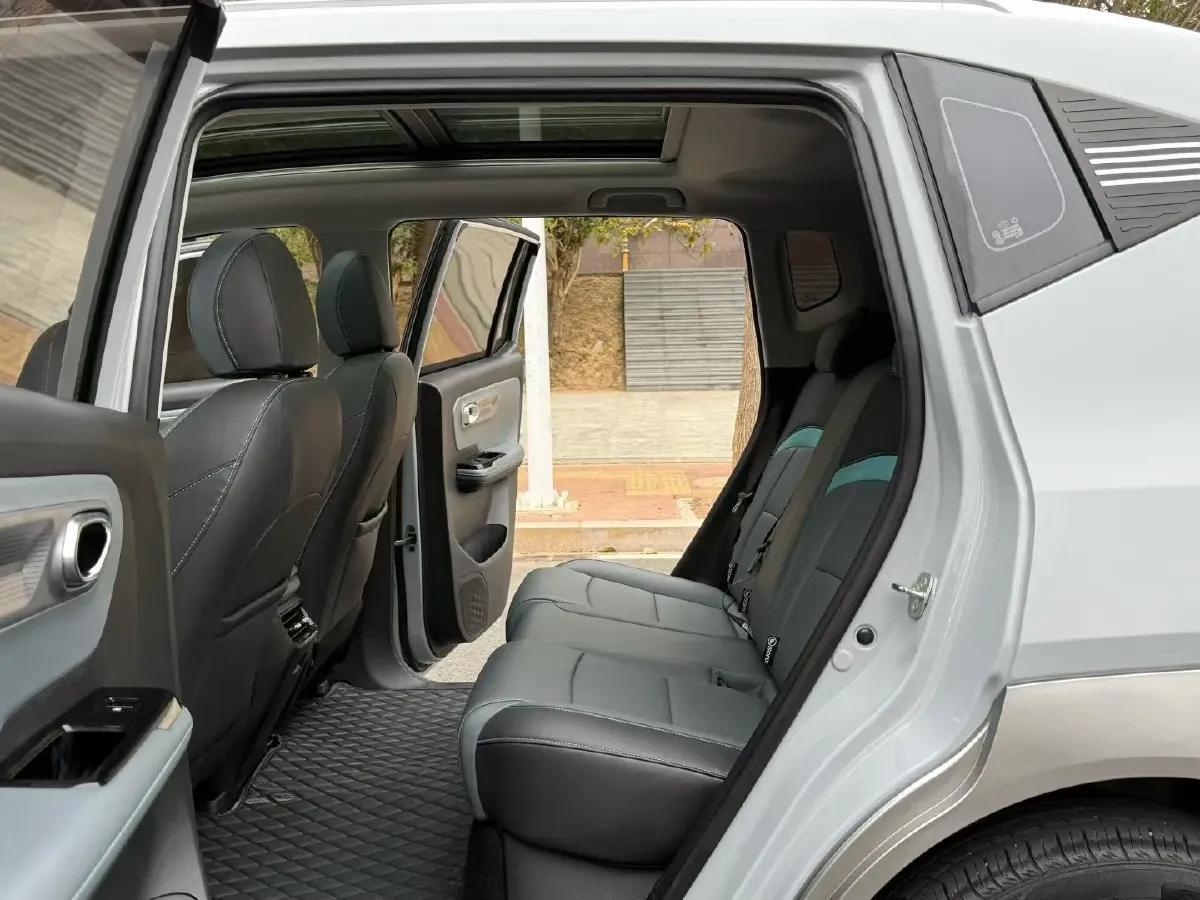 2023 GAC Trumpchi GS4 1.5T 177HP L4 6AT,autocango,china used car exporter,china ev exporter,chinese used car exporter,chinese used ev exporter