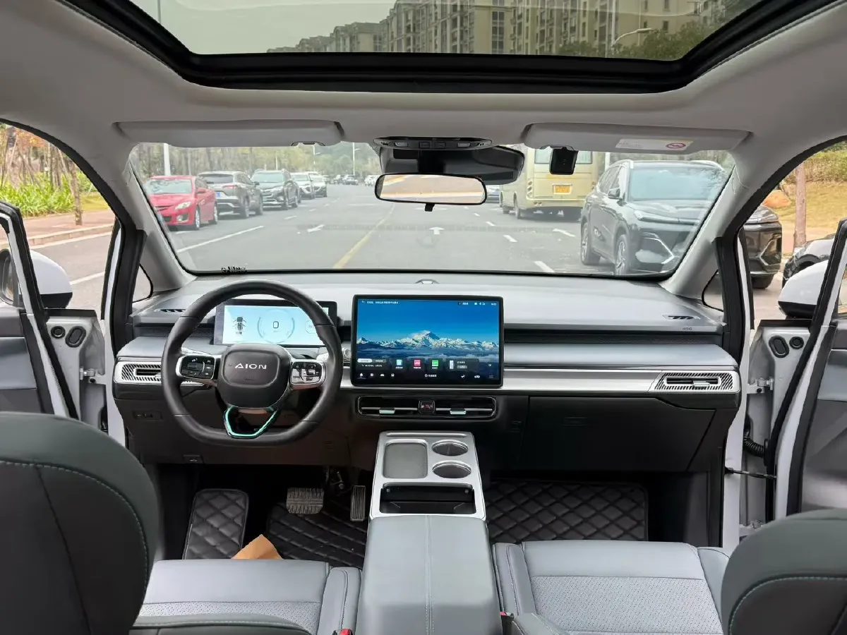 2023 GAC Trumpchi GS4 1.5T 177HP L4 6AT,autocango,china used car exporter,china ev exporter,chinese used car exporter,chinese used ev exporter