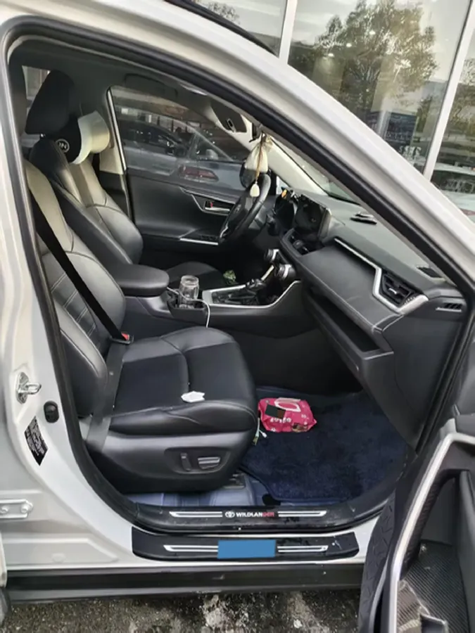 2023 Toyota Wildlander 2.0L 171HP L4 CVT,autocango,china used car exporter,china ev exporter,chinese used car exporter,chinese used ev exporter