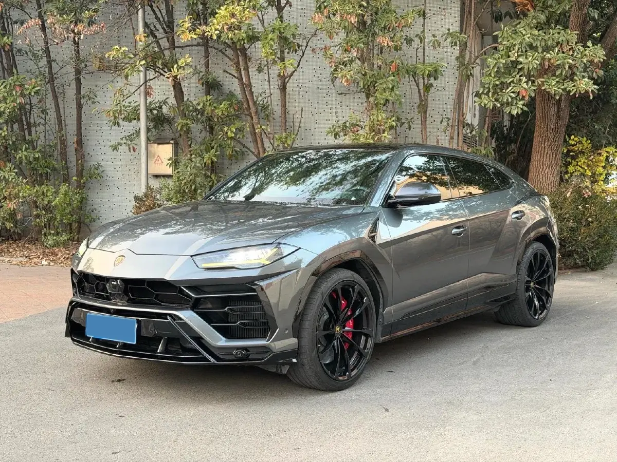 2018 Lamborghini Urus 4.0T 650HP V8 8AT