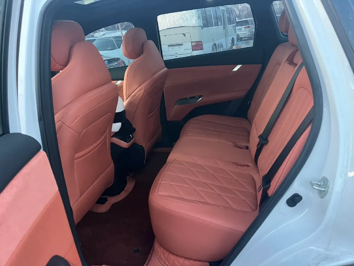 2025 ChangAn CS75 Plus 2.0T 233HP L4 8AT,autocango,china used car exporter,china ev exporter,chinese used car exporter,chinese used ev exporter