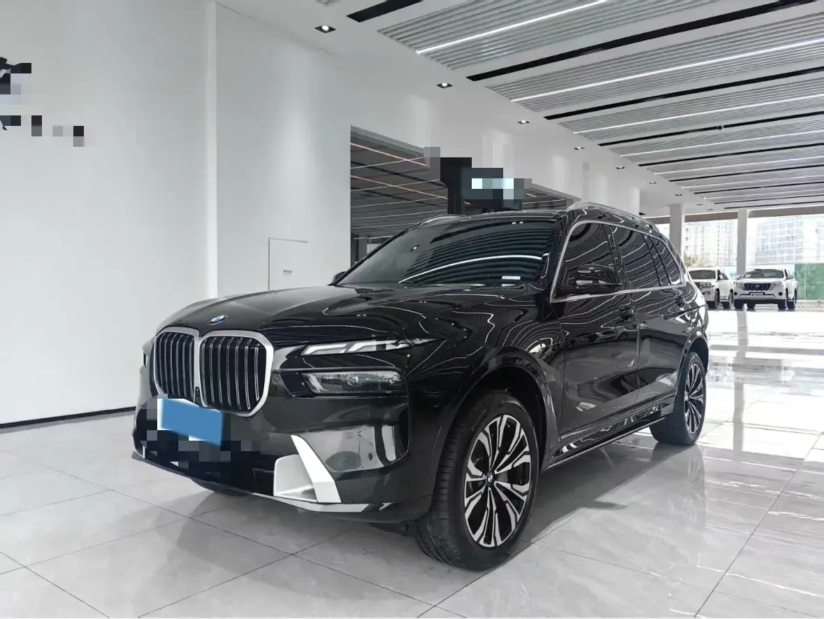 2024 BMW X7 3.0T 381HP L6 8AT