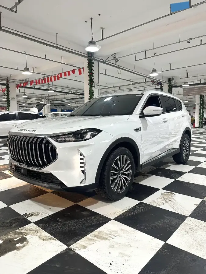 2023 Jetour X70 Plus 1.6T 197HP L4 7DCT