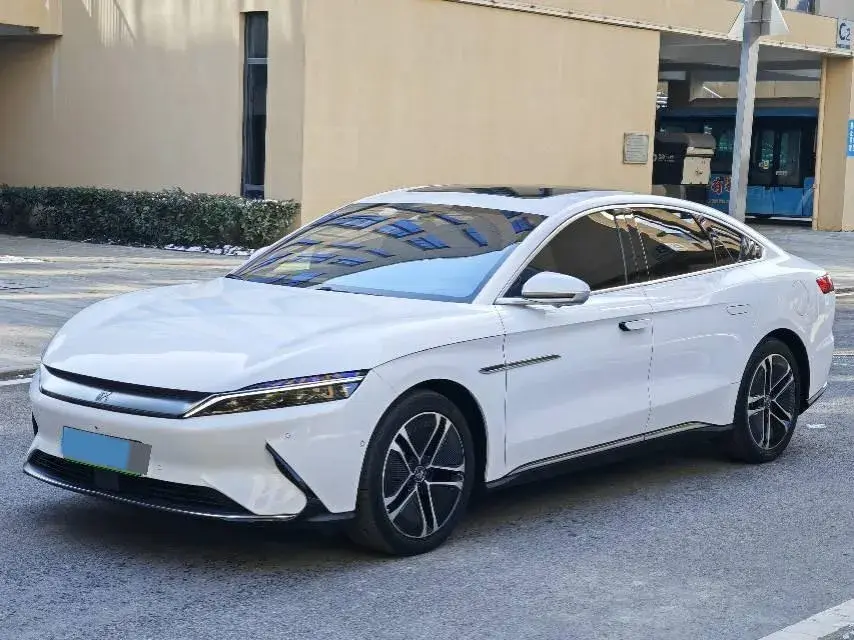 2020 Lincoln MKZ 2.0T 196HP L4 6AT