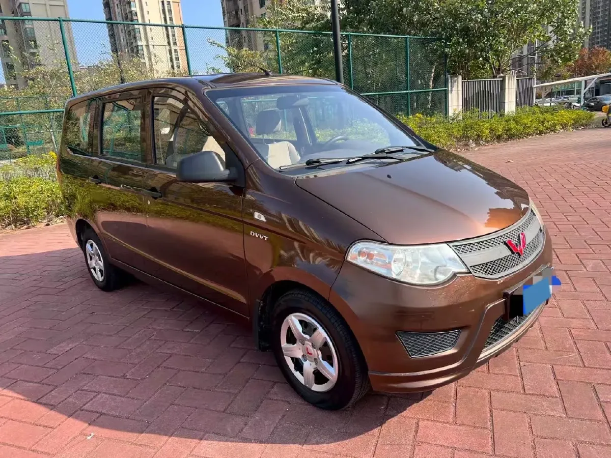 2015 WuLing HongGuang 1.5L 112HP L4 5MT,autocango,china used car exporter,china ev exporter,chinese used car exporter,chinese used ev exporter