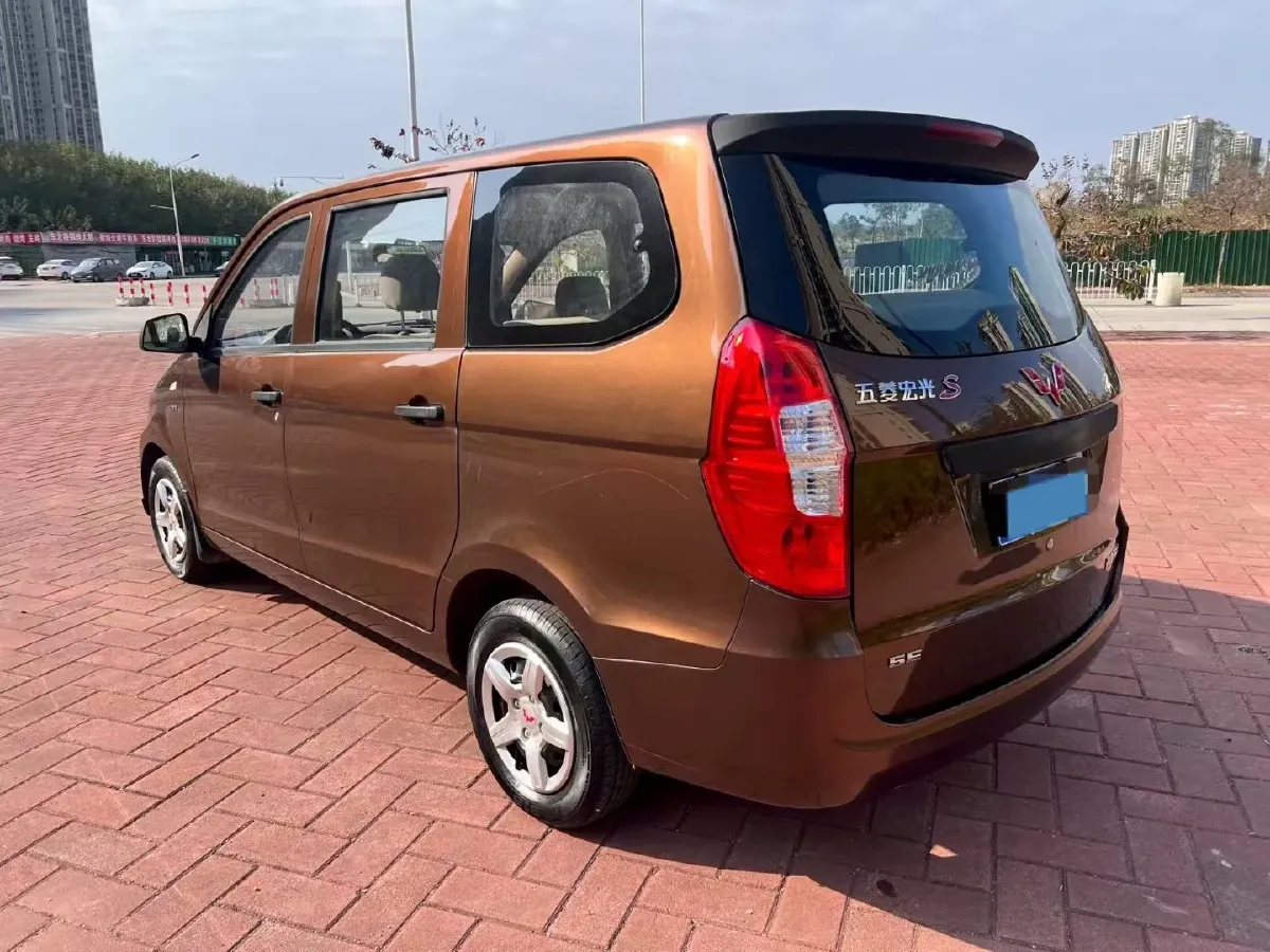 2015 WuLing HongGuang 1.5L 112HP L4 5MT,autocango,china used car exporter,china ev exporter,chinese used car exporter,chinese used ev exporter