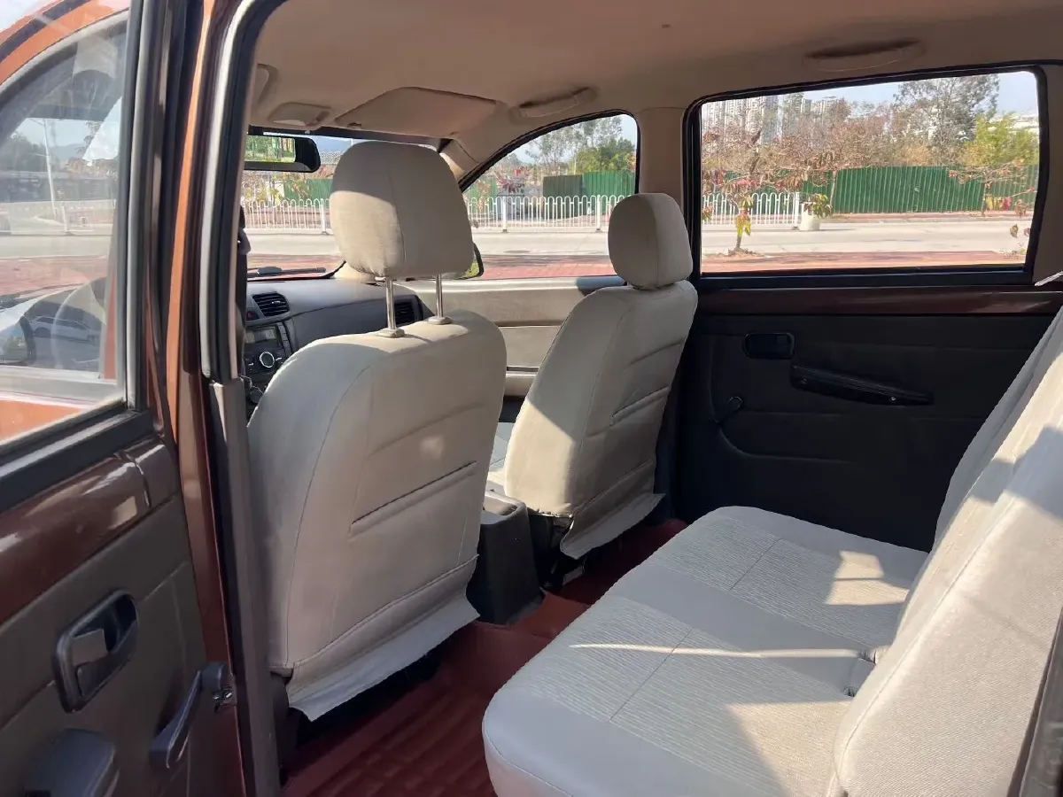 2015 WuLing HongGuang 1.5L 112HP L4 5MT,autocango,china used car exporter,china ev exporter,chinese used car exporter,chinese used ev exporter