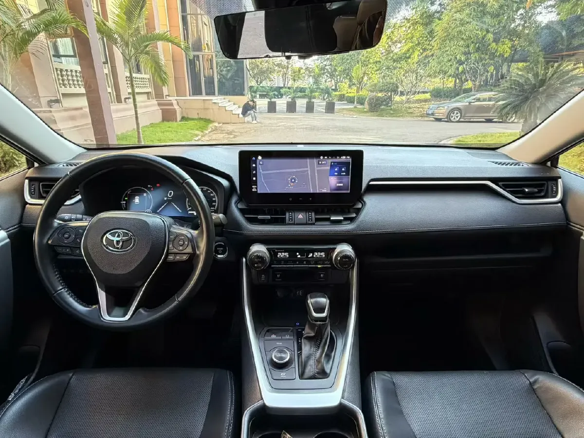 2023 Toyota Wildlander 2.5L 178HP L4 E-CVT Hybrid,autocango,china used car exporter,china ev exporter,chinese used car exporter,chinese used ev exporter