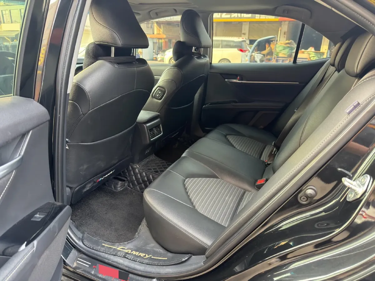 2023 Toyota Camry 2.5L 207HP L4 8AT,autocango,china used car exporter,china ev exporter,chinese used car exporter,chinese used ev exporter