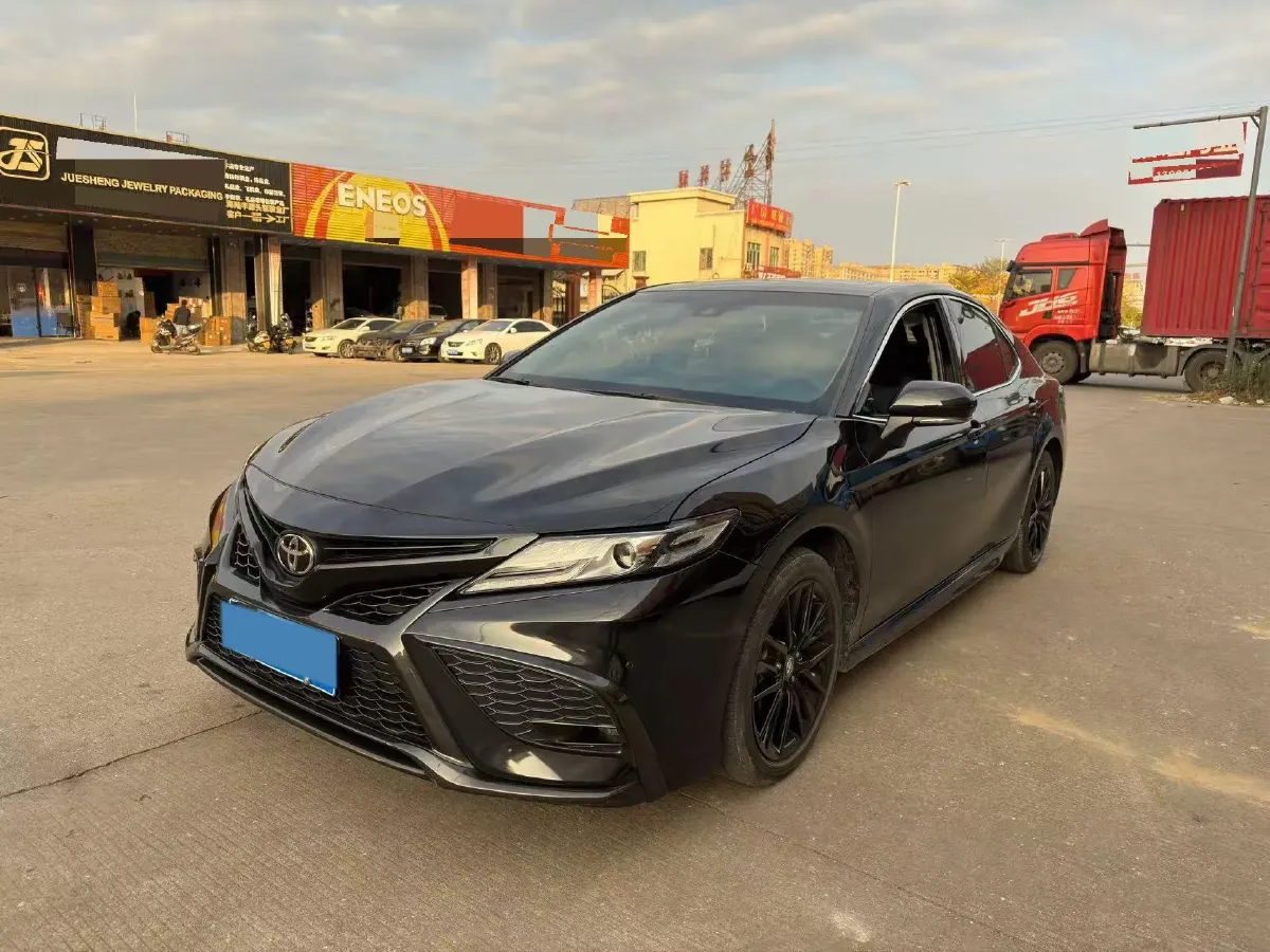 2023 Toyota Camry 2.5L 207HP L4 8AT,autocango,china used car exporter,china ev exporter,chinese used car exporter,chinese used ev exporter