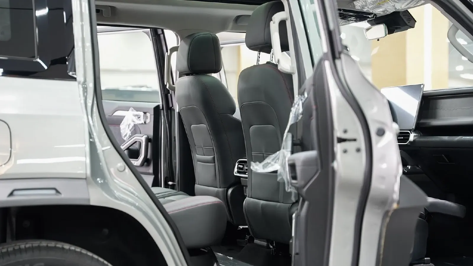 2024 Jetour ShanHai TravellerC-DM 1.5T 156HP L4 3DHT PHEV 26.7KWH,autocango,china used car exporter,china ev exporter,chinese used car exporter,chinese used ev exporter