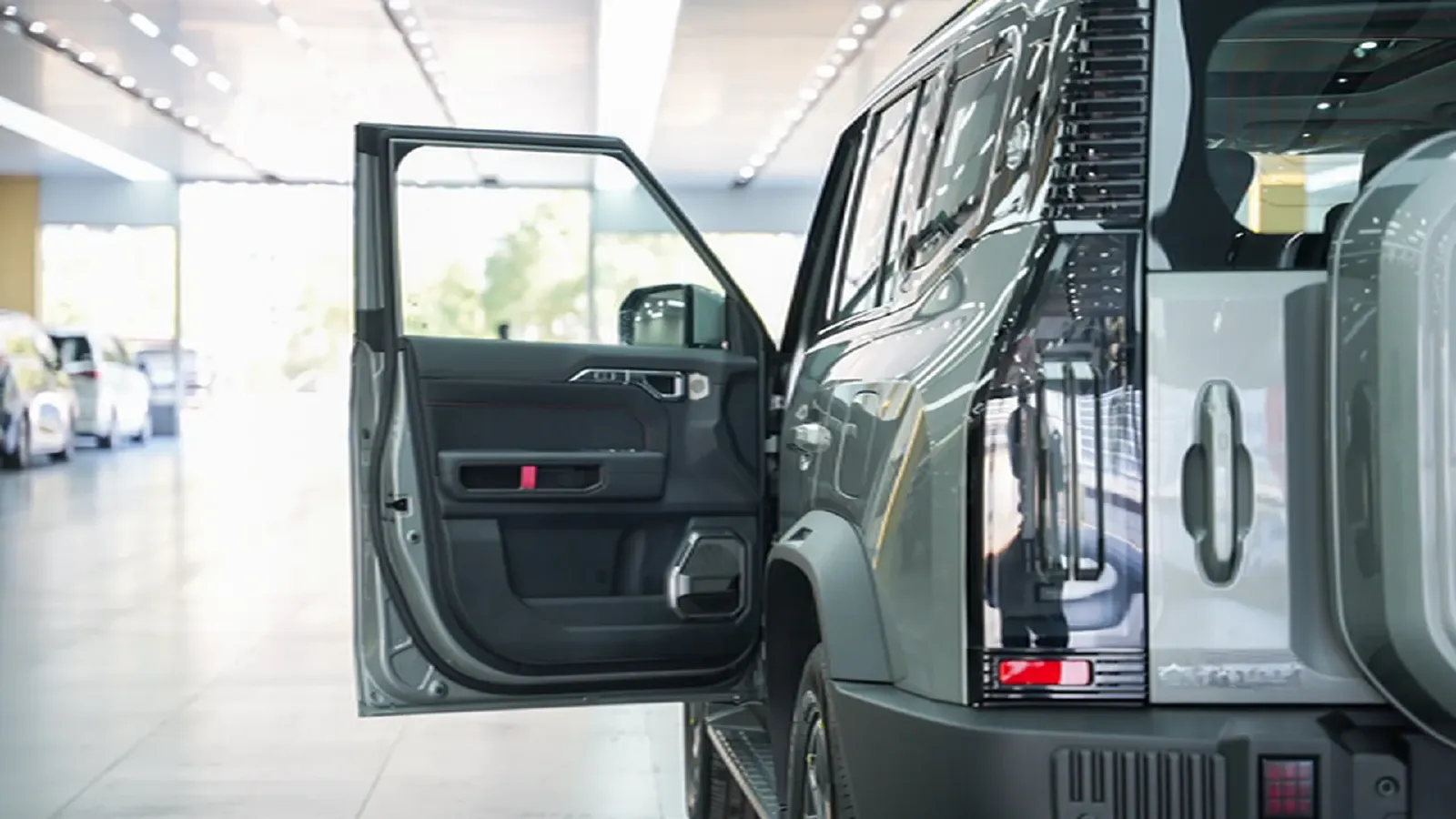 2024 Jetour ShanHai TravellerC-DM 1.5T 156HP L4 3DHT PHEV 26.7KWH,autocango,china used car exporter,china ev exporter,chinese used car exporter,chinese used ev exporter