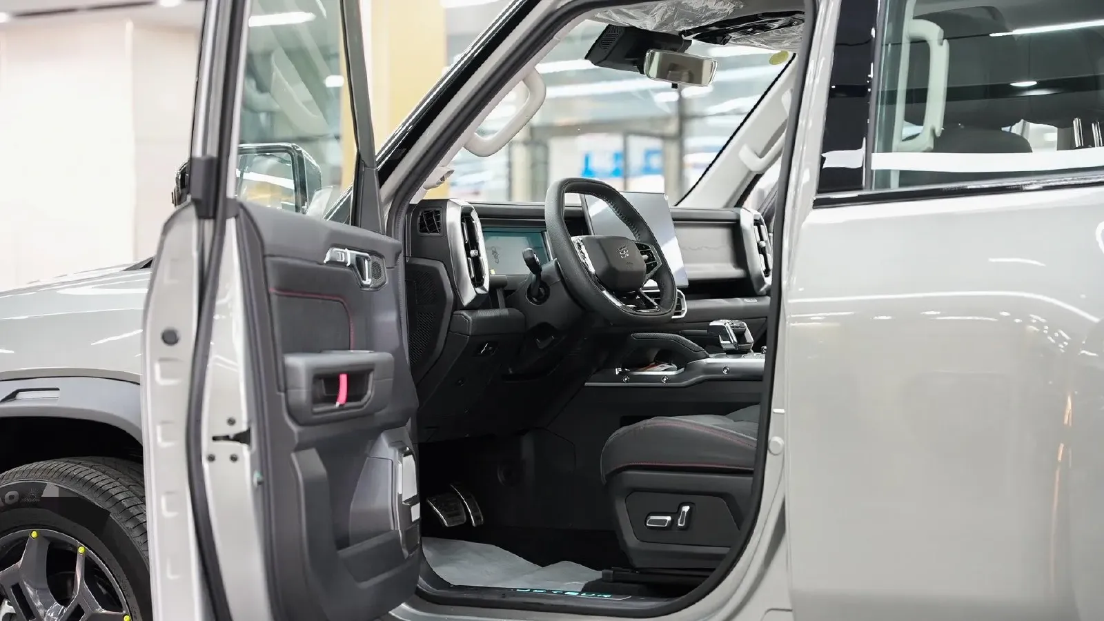 2024 Jetour ShanHai TravellerC-DM 1.5T 156HP L4 3DHT PHEV 26.7KWH,autocango,china used car exporter,china ev exporter,chinese used car exporter,chinese used ev exporter