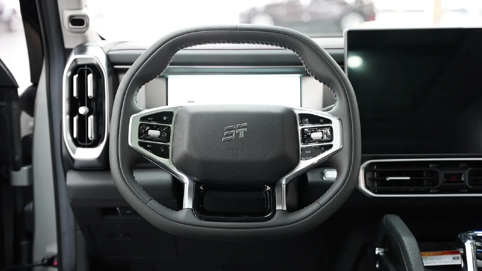 2024 Jetour ShanHai TravellerC-DM 1.5T 156HP L4 3DHT PHEV 26.7KWH,autocango,china used car exporter,china ev exporter,chinese used car exporter,chinese used ev exporter