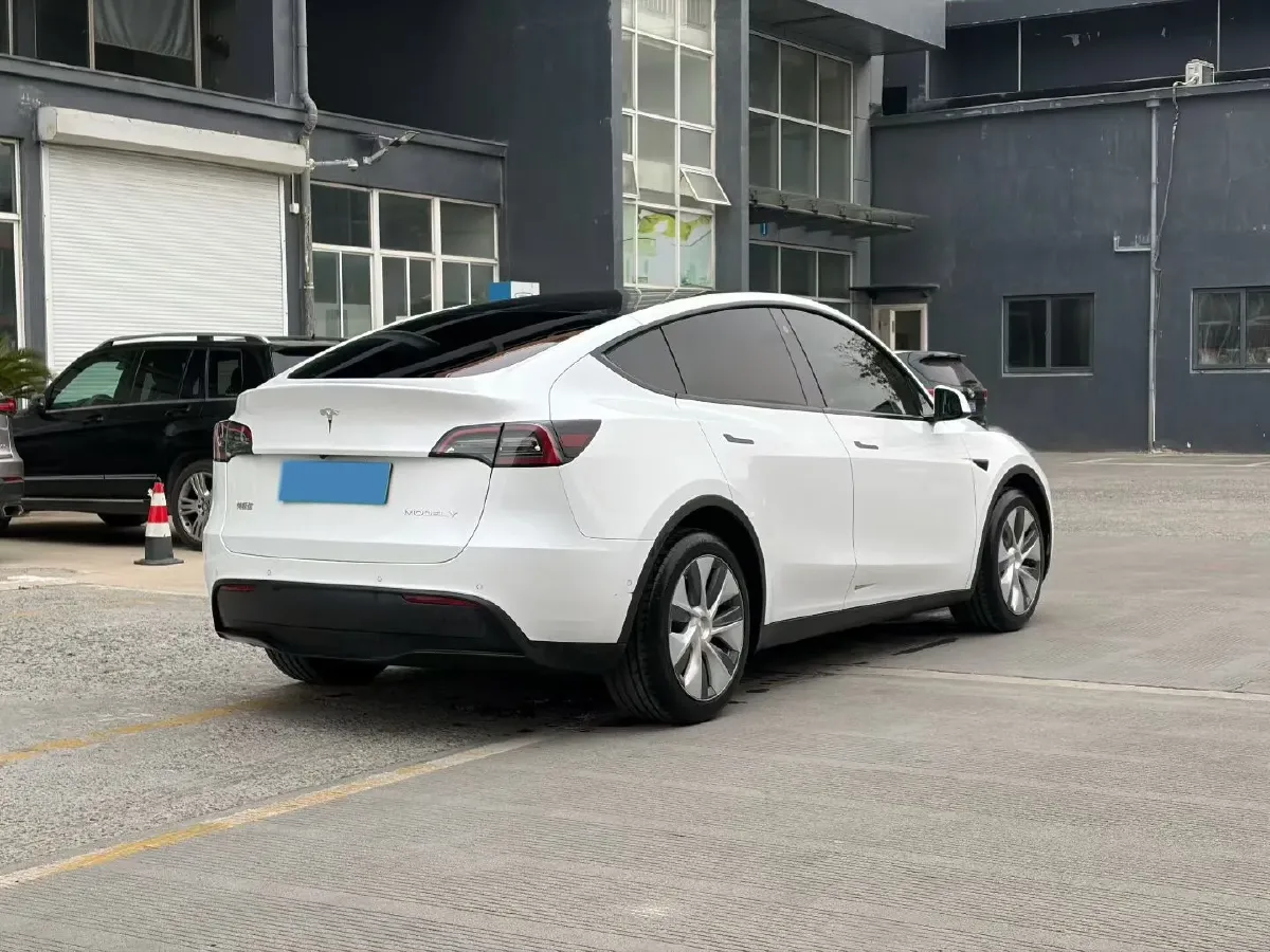 2022 Tesla Model Y BEV 60KWH,autocango,china used car exporter,china ev exporter,chinese used car exporter,chinese used ev exporter