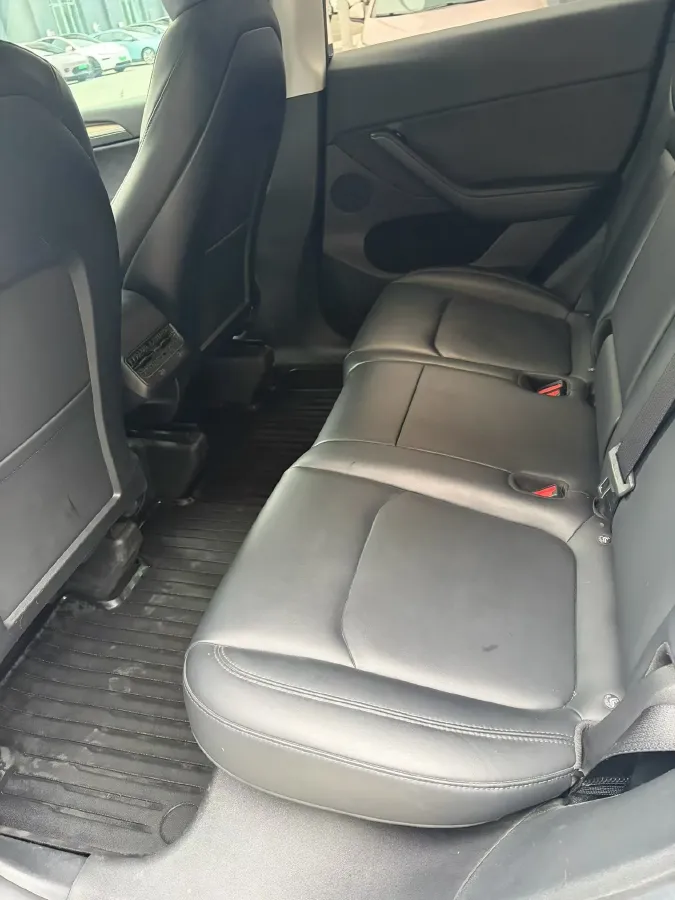 2022 Tesla Model Y BEV 60KWH,autocango,china used car exporter,china ev exporter,chinese used car exporter,chinese used ev exporter