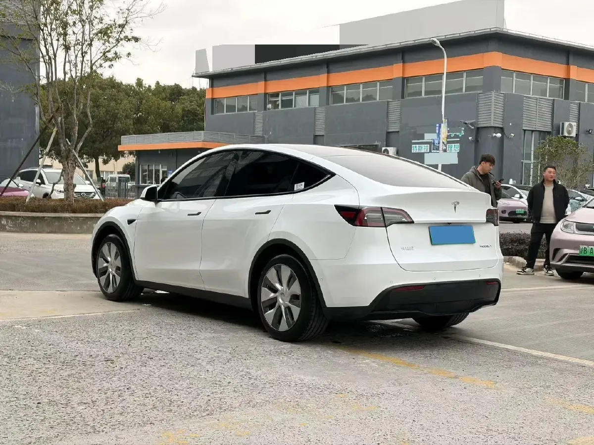 2022 Tesla Model Y BEV 60KWH,autocango,china used car exporter,china ev exporter,chinese used car exporter,chinese used ev exporter