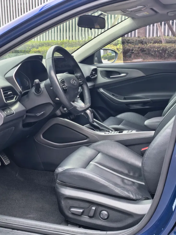 2019 Hyundai La Festa 1.6T 204HP L4 7DCT,autocango,china used car exporter,china ev exporter,chinese used car exporter,chinese used ev exporter