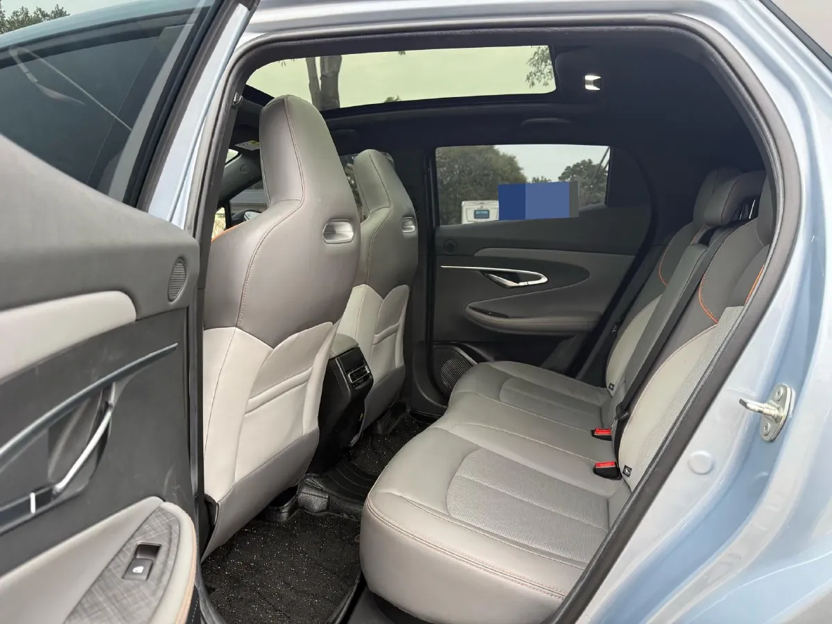 2022 ChangAn UNI-T 1.5T 188HP L4 7DCT,autocango,china used car exporter,china ev exporter,chinese used car exporter,chinese used ev exporter