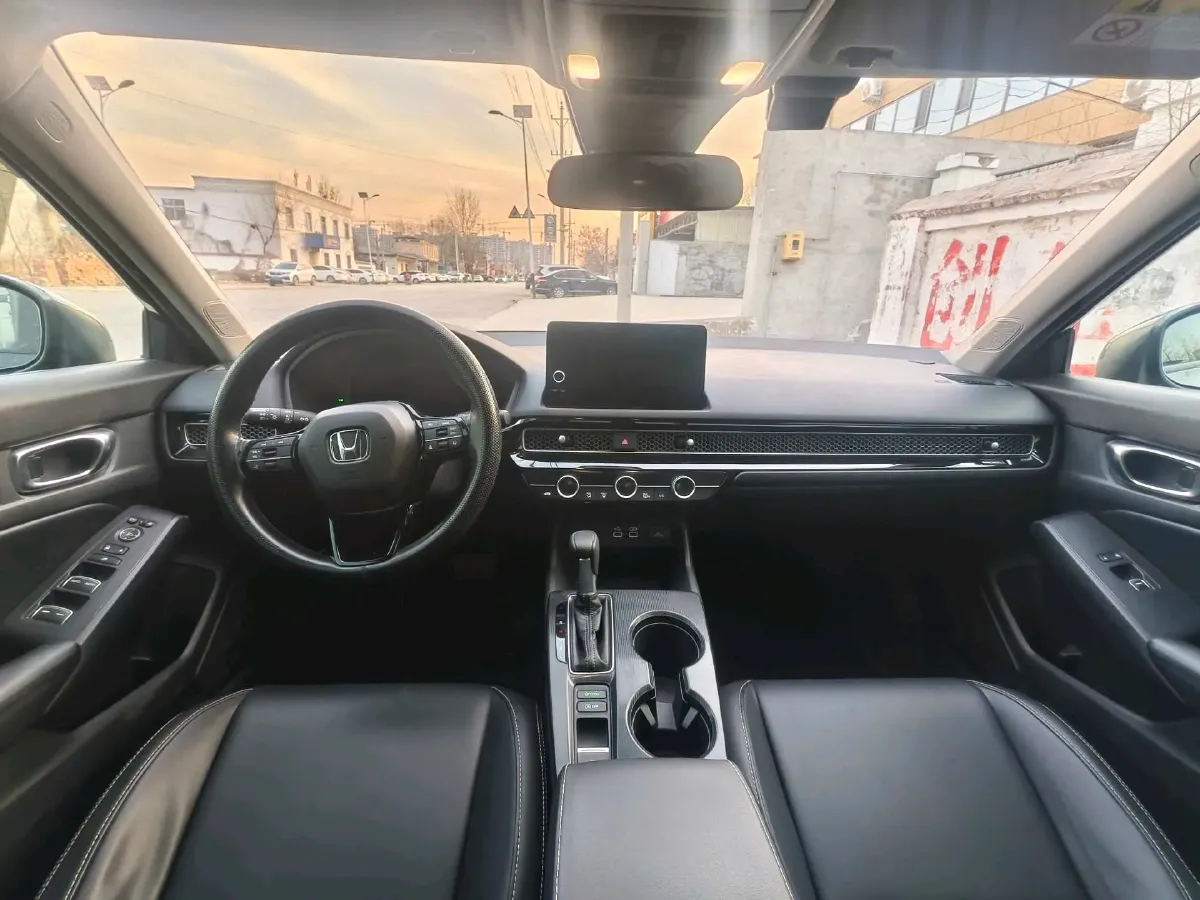2023 Honda Civic 1.5T 182HP L4 CVT,autocango,china used car exporter,china ev exporter,chinese used car exporter,chinese used ev exporter