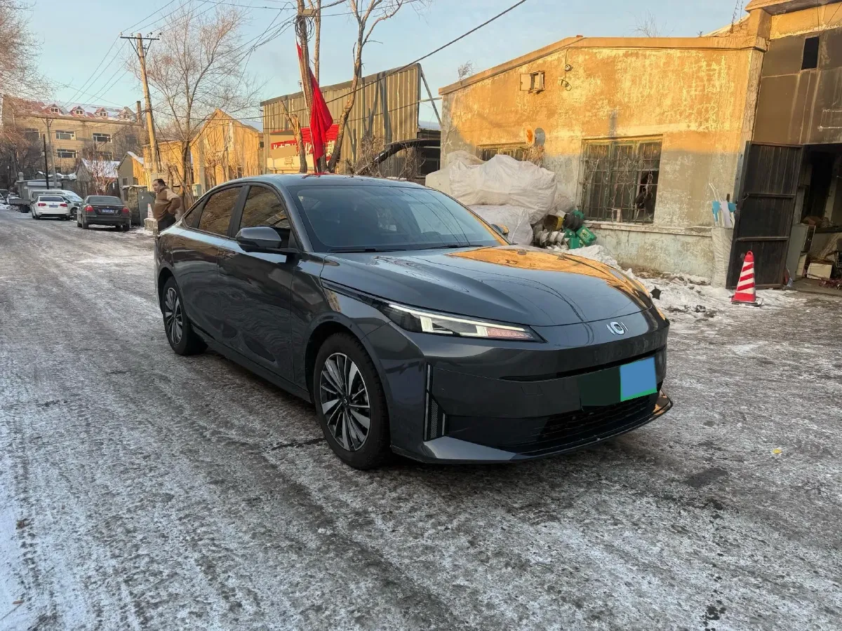 2024 ChangAn QiYuan A05 1.5L 110HP L4 E-CVT PHEV 9.07KWH,autocango,china used car exporter,china ev exporter,chinese used car exporter,chinese used ev exporter