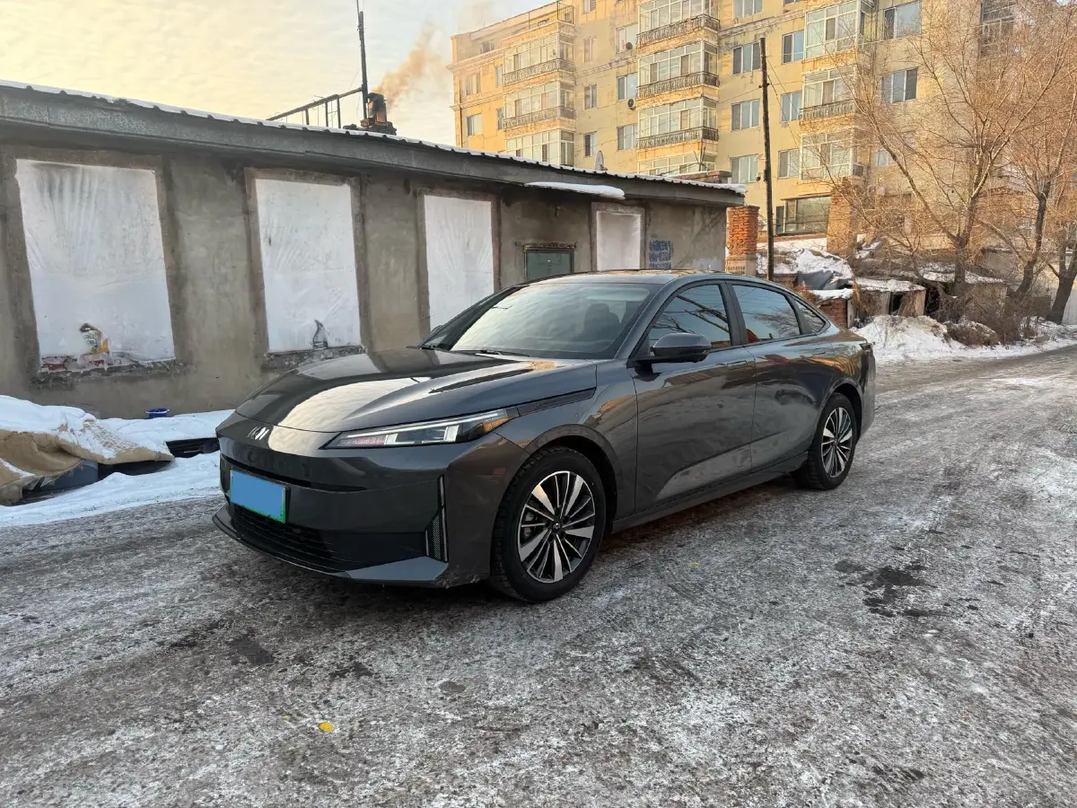 2024 ChangAn QiYuan A05 1.5L 110HP L4 E-CVT PHEV 9.07KWH