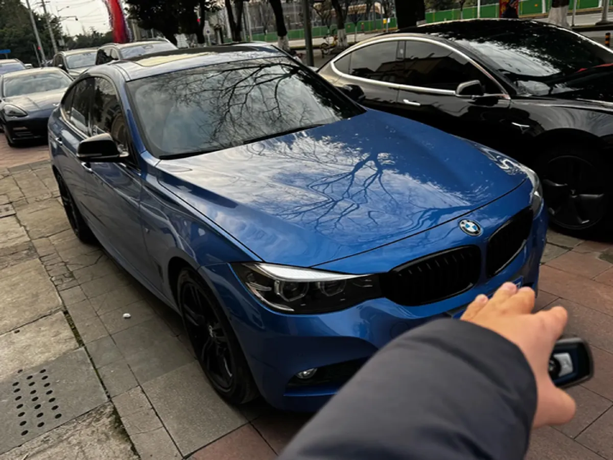 2020 BMW 3 Series GT 2.0T 184HP L4 8AT,autocango,china used car exporter,china ev exporter,chinese used car exporter,chinese used ev exporter