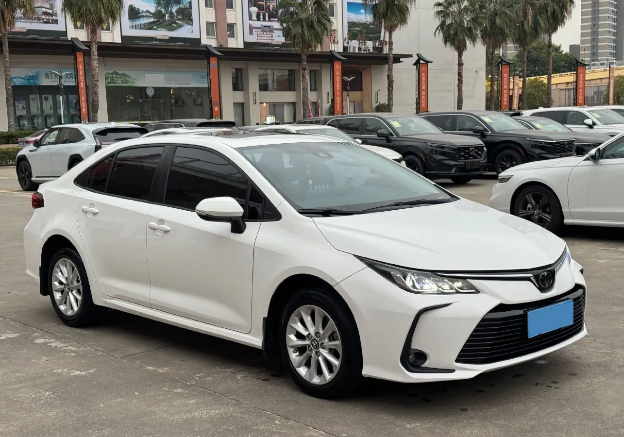2021 Toyota Corolla 1.2T 116HP L4 CVT,autocango,china used car exporter,china ev exporter,chinese used car exporter,chinese used ev exporter